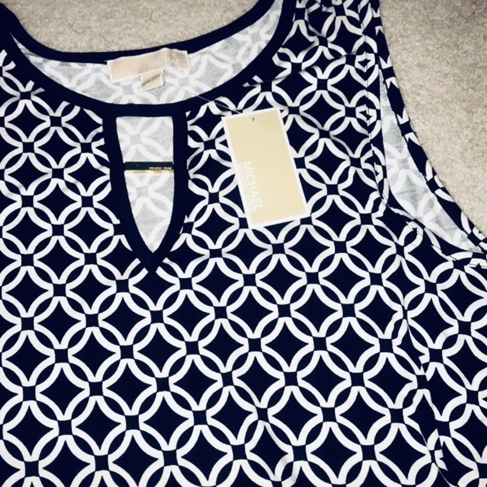 🛍3/$20 Michael Kors Top